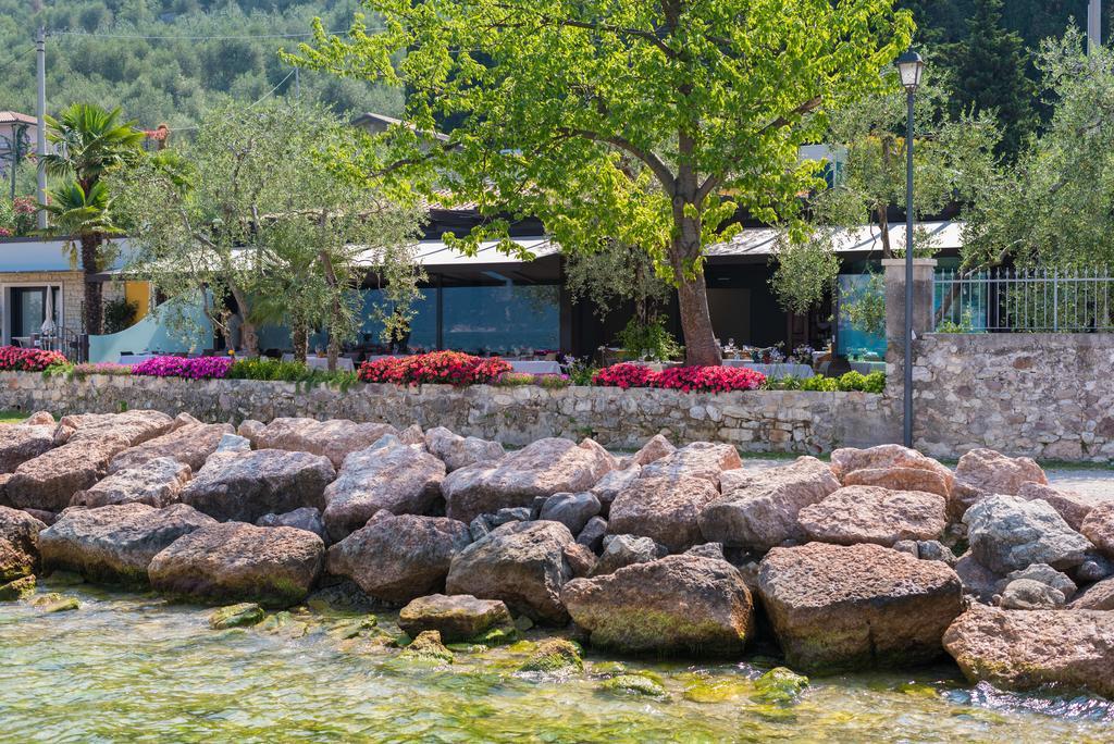 Locanda Fassa Бренцоне-суль-Гарда Екстер'єр фото