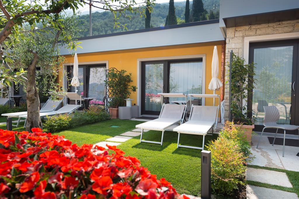 Locanda Fassa Бренцоне-суль-Гарда Екстер'єр фото